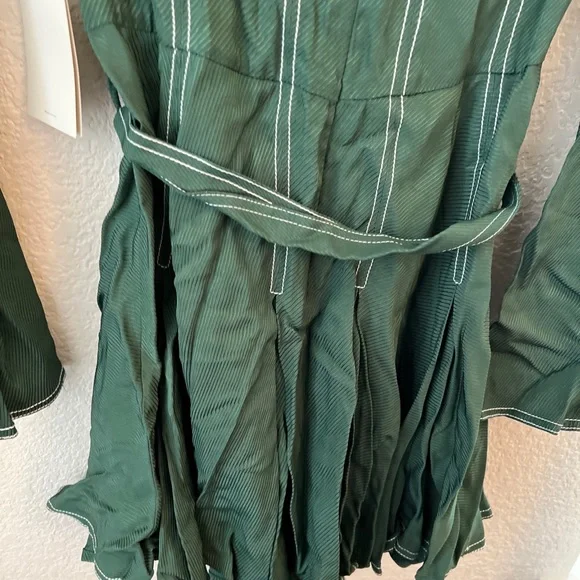 Tularosa NICOLE LONG SLEEVE MINI DRESS sycamore green - Picture 12 of 12